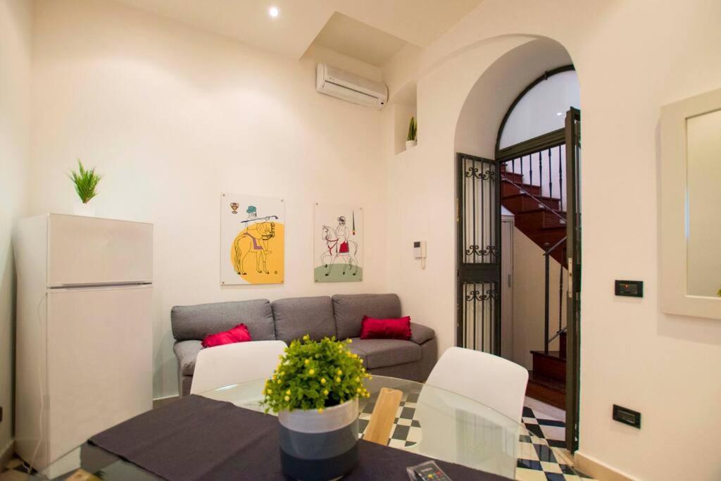 Ferienwohnung In Center Benni Palermo Exterior foto